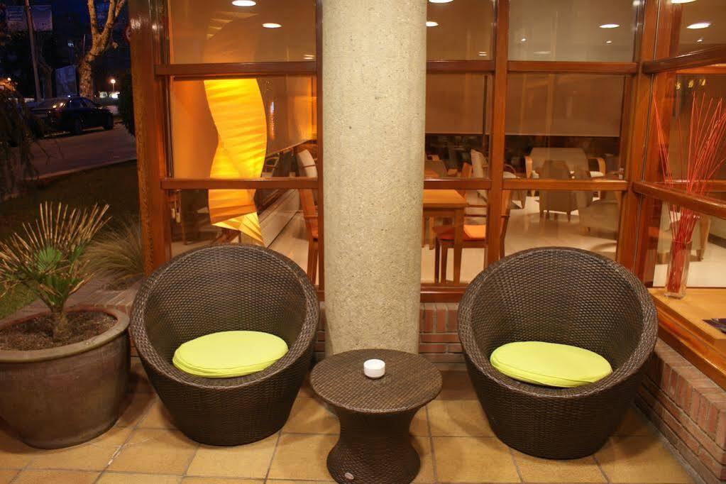 Hotel Estel Берґа Екстер'єр фото